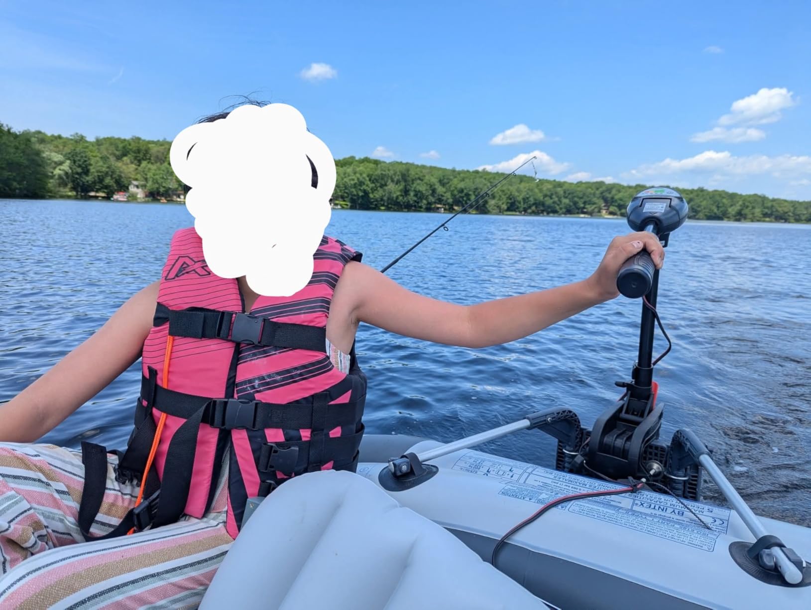 INTEX Transom Electric Trolling Motor for Inflatable Boat, 40lb Thrust | 68631E - Includes 12V Battery Cables & Adjustable Mounting Bracket customer photo 2