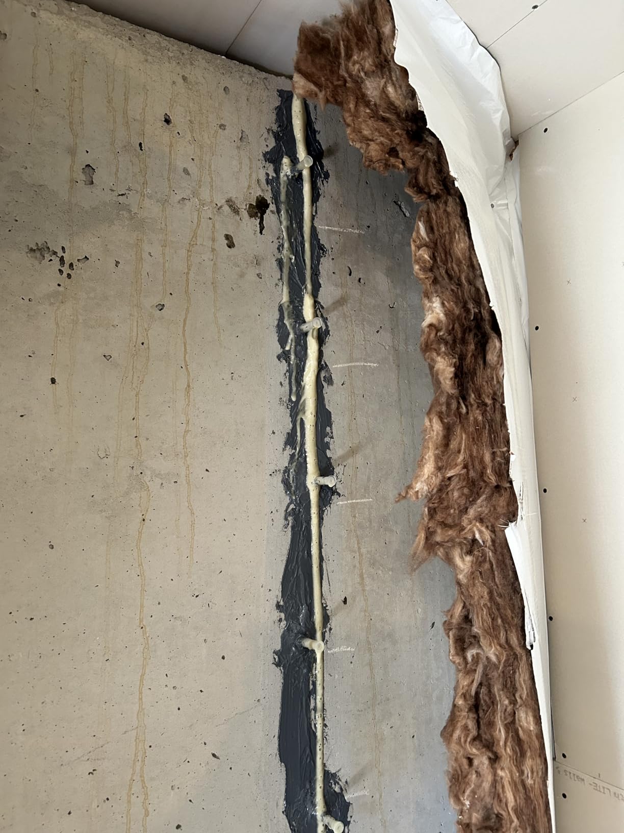 RadonSeal Complete DIY Foundation Crack Repair Kit, 10 ft - Low-Viscosity Urethane Injection Sealant for Crawl Spaces & Concrete Basement Walls - Stops Water Leaks - Drill-Free Filler | Low-Viscosity Urethane Injection for Crawl Spaces & Concrete Basement Walls, Stops Water Leaks & Radon Gas, Drill-Free customer photo 2