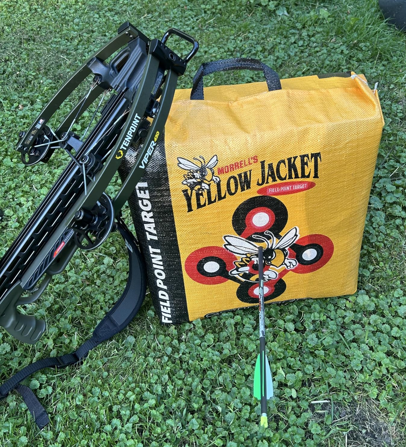 Morrell Yellow Jacket Stinger, Field Point Archery Target with 2 Shooting Sides & 10 Bullseyes - Portable Backyard Hunting Practice Bag with E-Z Tote Carrying Handle & Easy Arrow Removal customer photo 2