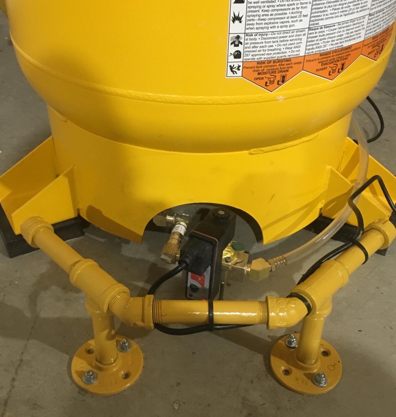 DEWALT 60 Gallon Stationary Vertical Air Compressor, 5 HP, Oil Lube, 230 Volt, 65 dB customer photo 2