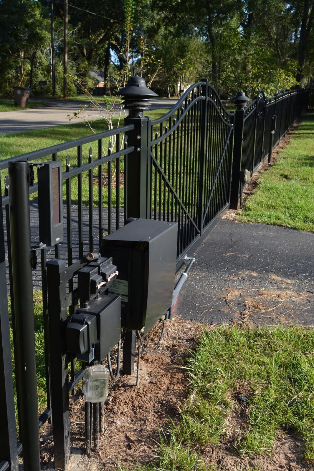 HTZSAFE Solar Wireless Driveway Alarm System - 190 Feet Wide Sensor Range | 1/4 Mile Long Transmission Range - No Wiring No Need Replace Battery - Outdoor Weatherproof DIY Security Perimeter Alert System customer photo 2