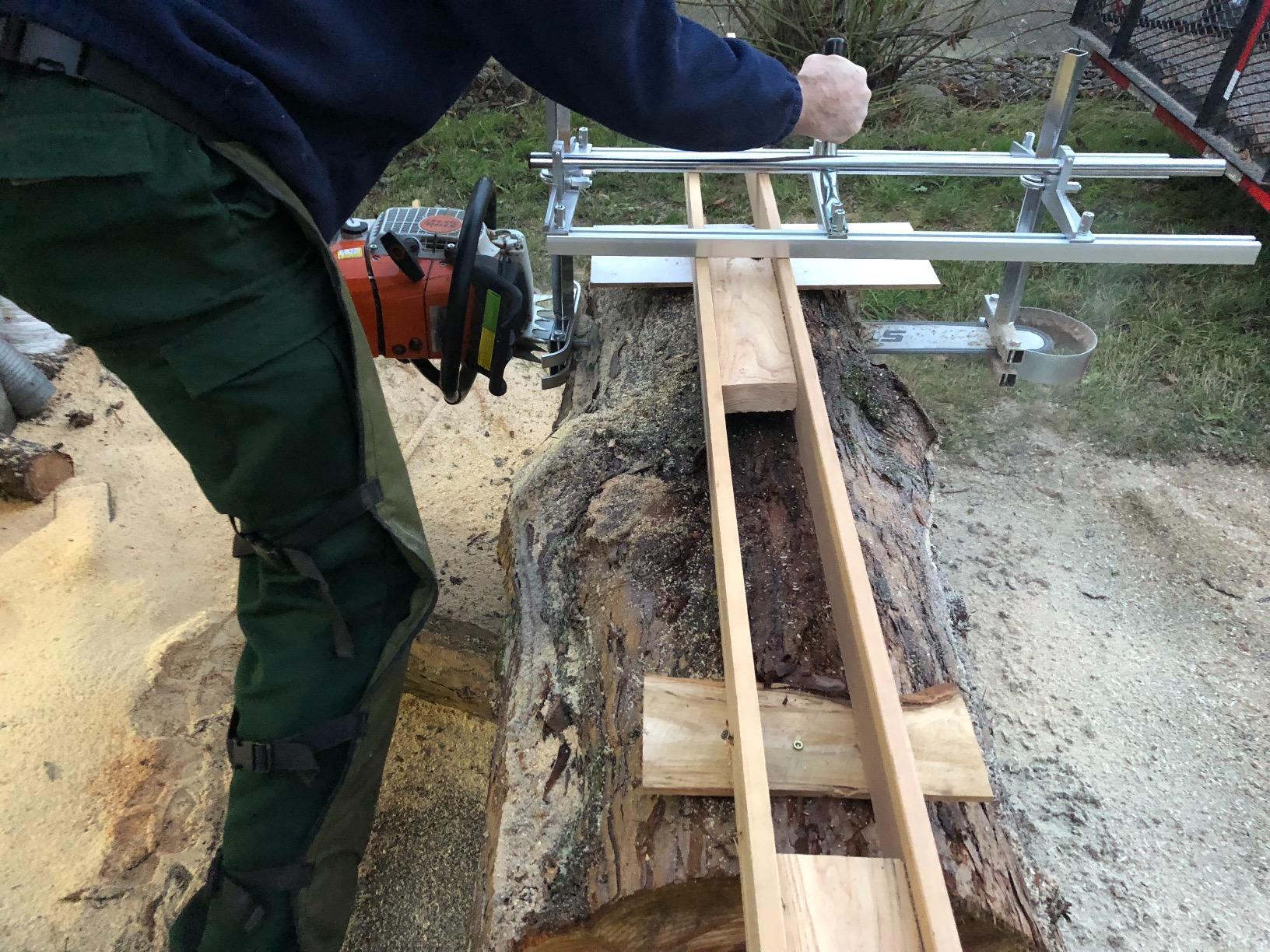 Portable Chainsaw mill 48 Inches Planking Milling Bar Size 14 Inches to 48 Inches customer photo 2