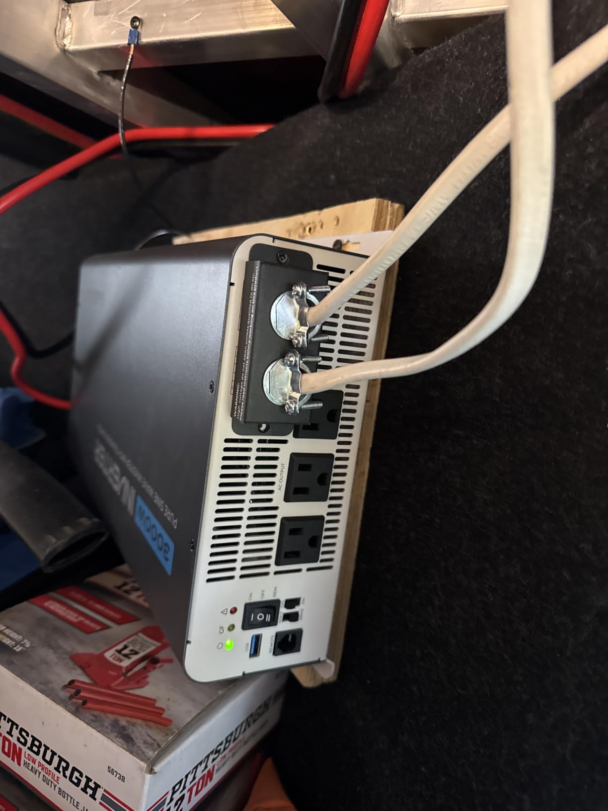 Renogy 1000W Pure Sine Wave Inverter 12V DC to 120V AC Converter for Home, RV, Truck, Off-Grid Solar Power 110V with Built-in 5V/2.1A USB Port, Hardwire Remote Controller customer photo 1