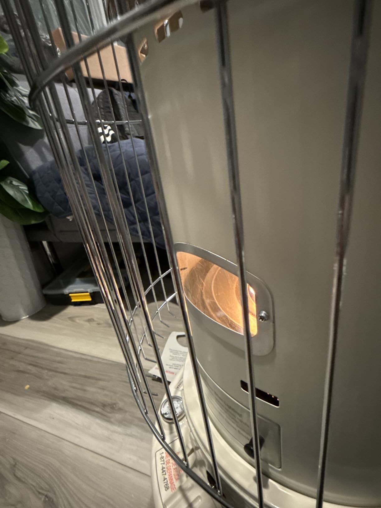 Dyna-Glo Indoor Kerosene Convection Heater - 23,800 BTU, 1,000 Sq. Ft. Heating Capacity, Model Number WK95C8 customer photo 1