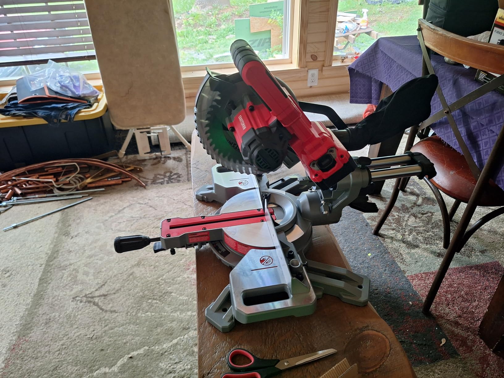 CRAFTSMAN V20 Cordless Sliding Miter Saw, 7-1/4 inch, Single Bevel, Battery and Charger Included (CMCS714M1) customer photo 1