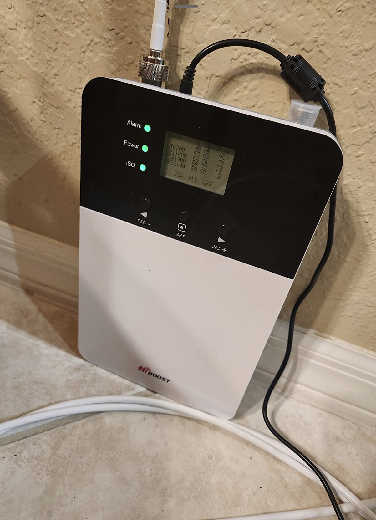 Hiboost Cell Phone Signal Booster for Home Office and Multi Room, Covers up to 8000 Sq Ft with 2 Indoor Antennas, Boost 5G 4G LTE for All US Carriers (Verizon, AT&T, T-Mobile etc), FCC & App Support customer photo 2