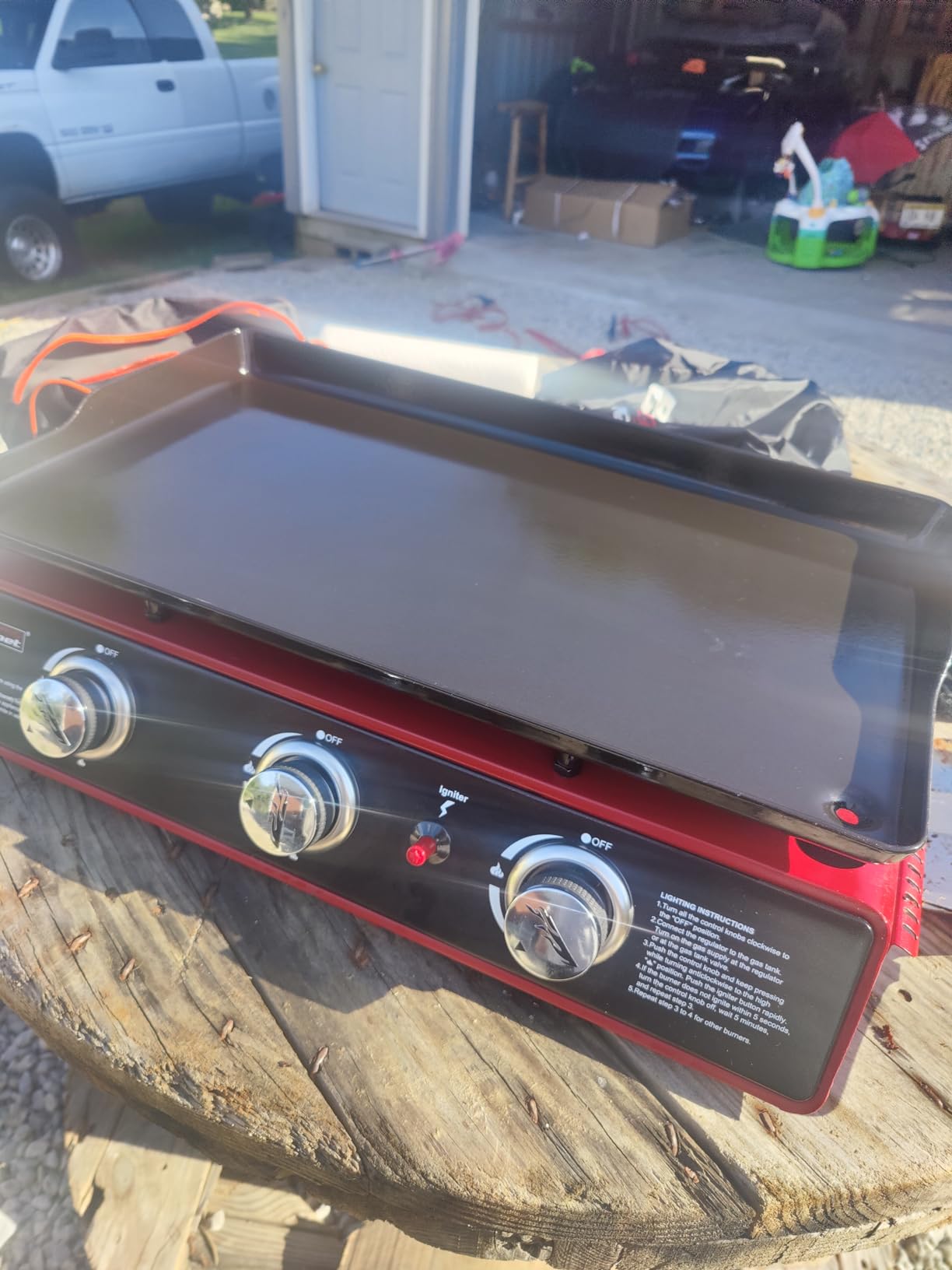 Royal Gourmet PD1301R 3 Burner Tabletop Propane Gas Griddle with Cover, 24 Inch Portable Griddle with 25,500 BTUs Output for Outdoor Cooking While Camping or Tailgating, Red customer photo 1