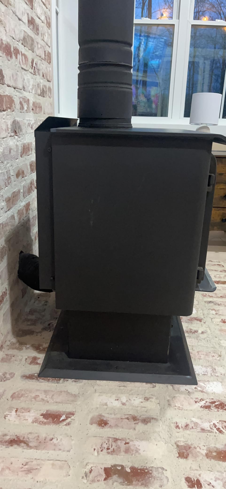 Ashley 2,000 Sq Ft 89,000 BTU Wood Burning stove, EPA Certified, Black customer photo 1