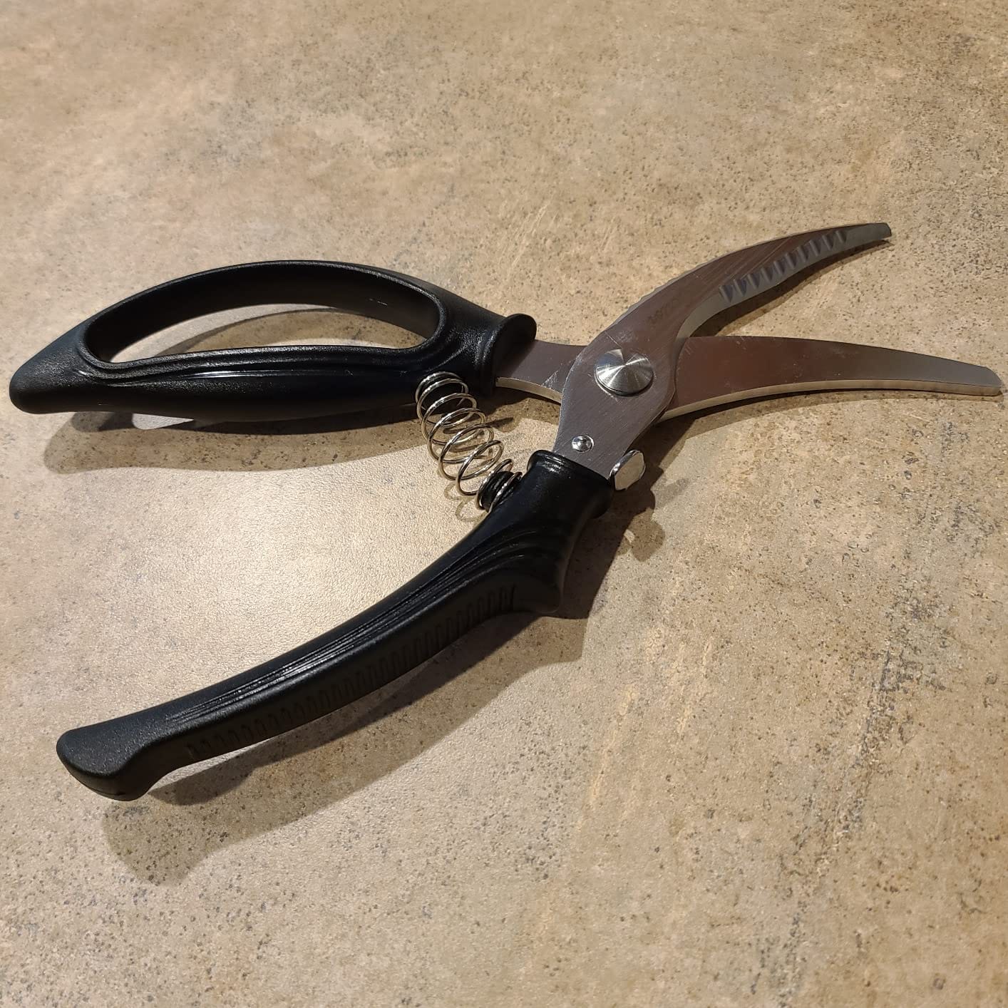 Heavy Duty Poultry Shears - Kitchen Scissors for Cutting Chicken, Poultry, Game, Meat - Chopping Vegetable - Spring Loaded customer photo 1