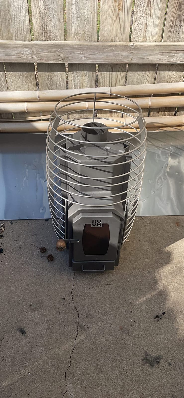 HUUM Hive Wood 13 kW Sauna Stove, 198 pounds of Rounded Olivine Stones Included customer photo 2