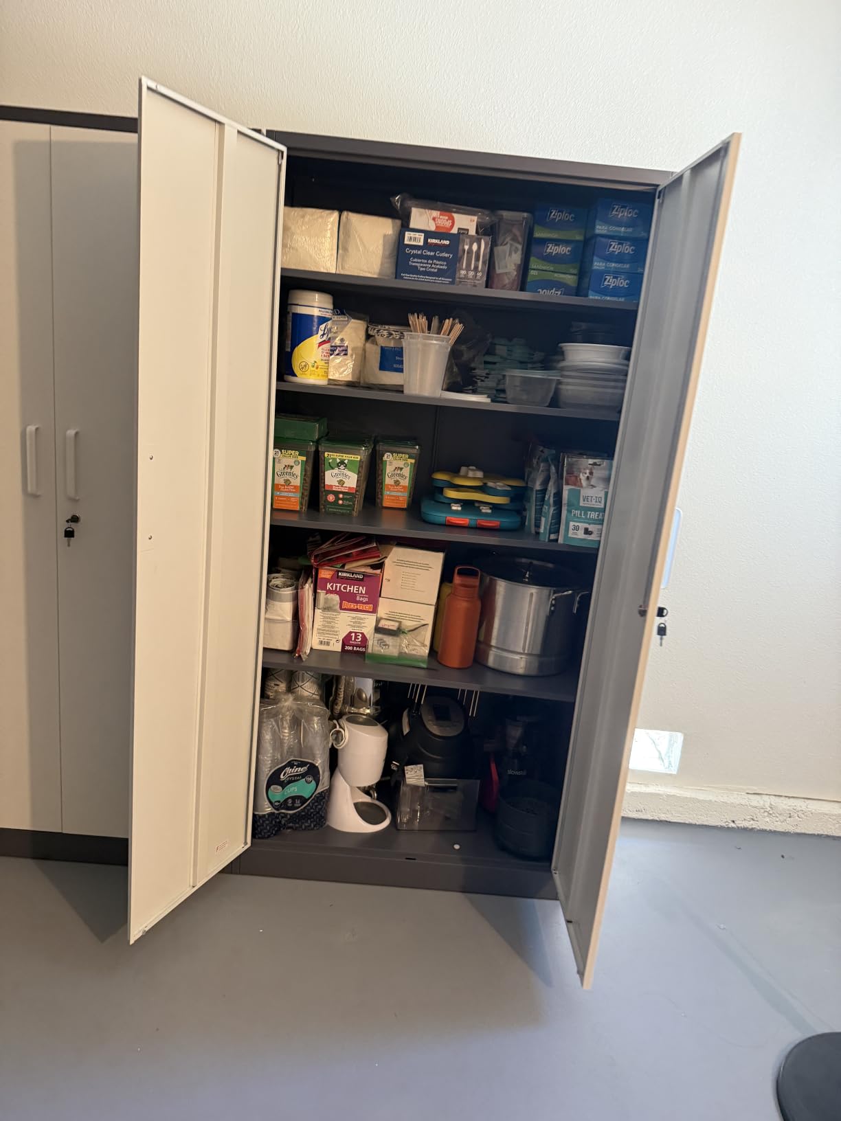 Metal Storage Cabinet with Lock - 72