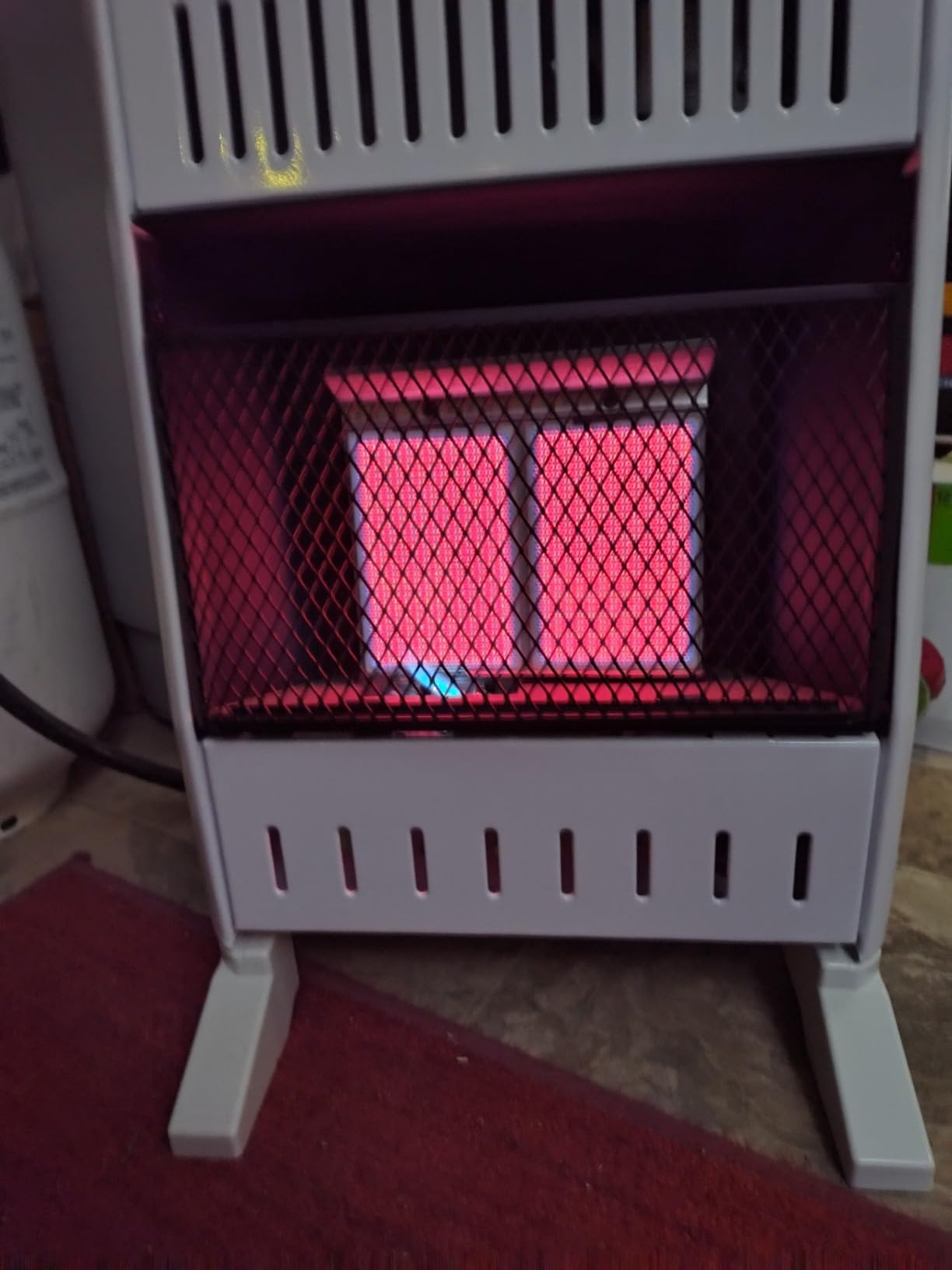 ProCom Heating Liquid Propane Ventless Infrared Plaque Heater With Base Feet - 10,000 BTU, T-Stat Control - Model# ML100TPA-B customer photo 2