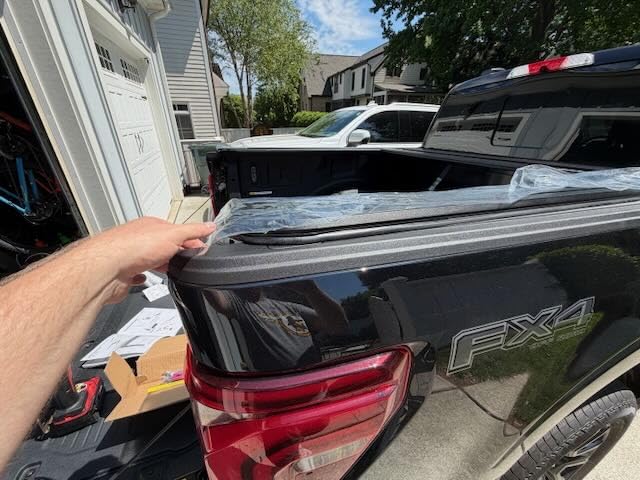 Retractable Hard Tonneau Cover for 2015‑2026 Ford F‑150 5.5ft Bed customer photo 1