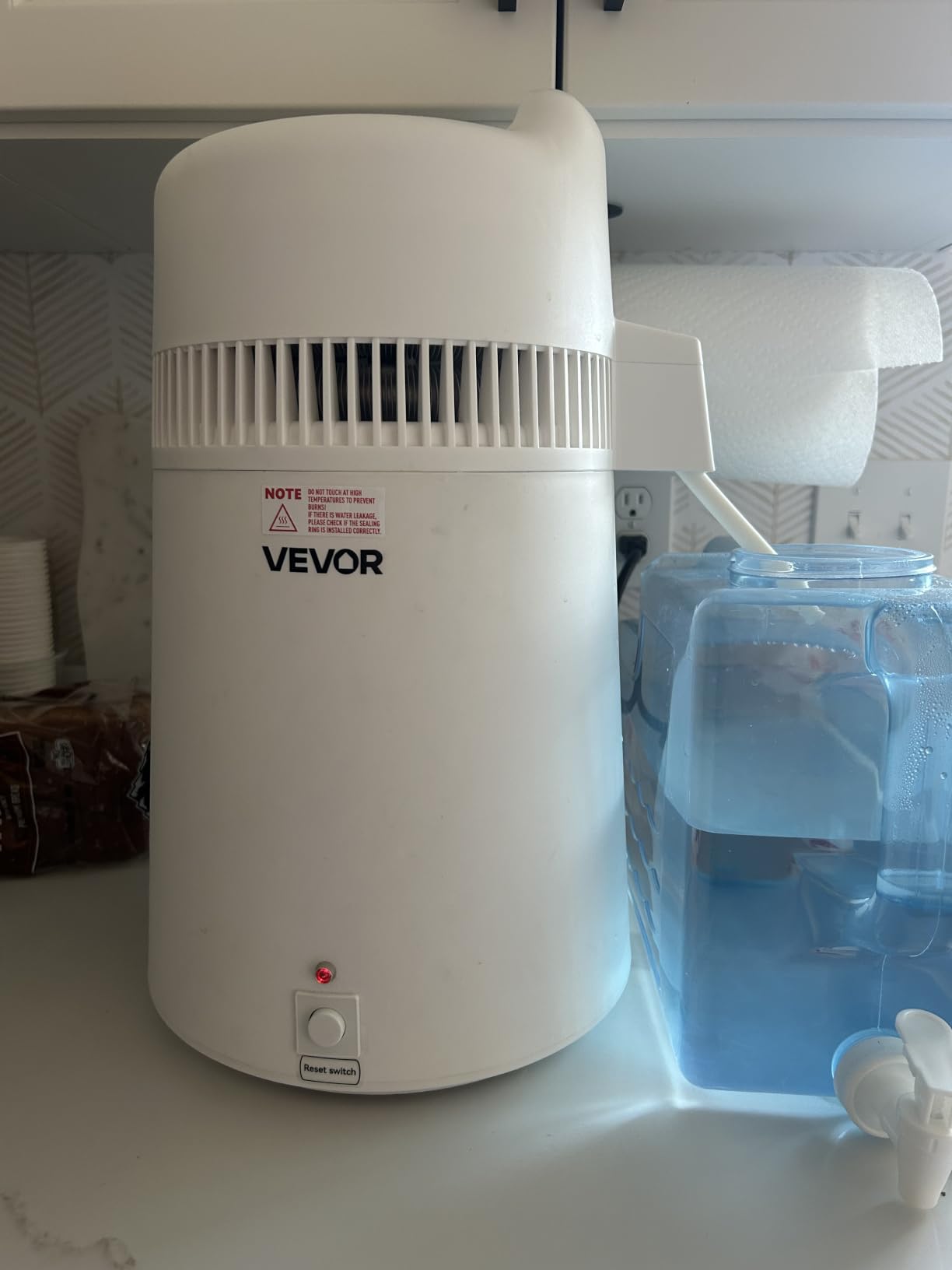 VEVOR 1.1 Gallon Water Distiller, 750W, BPA Free Container Countertop | 304 Stainless Steel Interior Stiller, Button Control, Home Distilled Water Maker for Hydrosols, Essential Oil customer photo 2