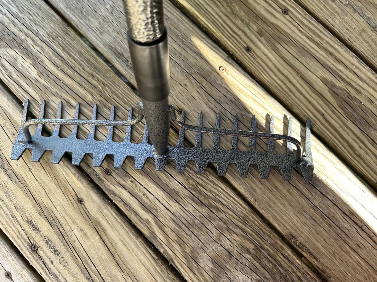 Bow Rake, Detachable Heavy Duty Metal Garden Rake for Loosening Soil, Leveling Lawn, Leaves Cleaning,63 Inch Long Handle Yard Rock Rake for Gardening,17 Prongs Leaf RakeThatch Rake for Lawn customer photo 2