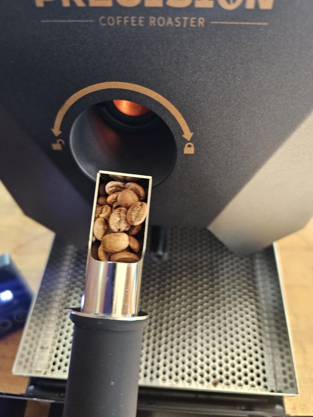 1Pound Electric Coffee Roaster for Home Use, Automatic Roasting And Easy Operation, With A Smoke Filter, 2 Chimney Tube, And Chaff Collector customer photo 2