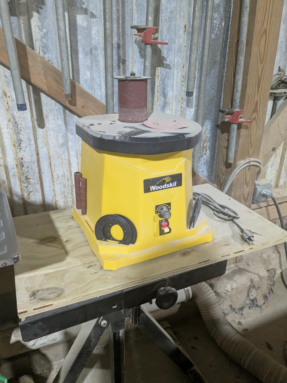 Woodskil Variable Speed Oscillating Spindle Sander for Wood, 4A, 1000-1800RPM, 6 Sleeves customer photo 1