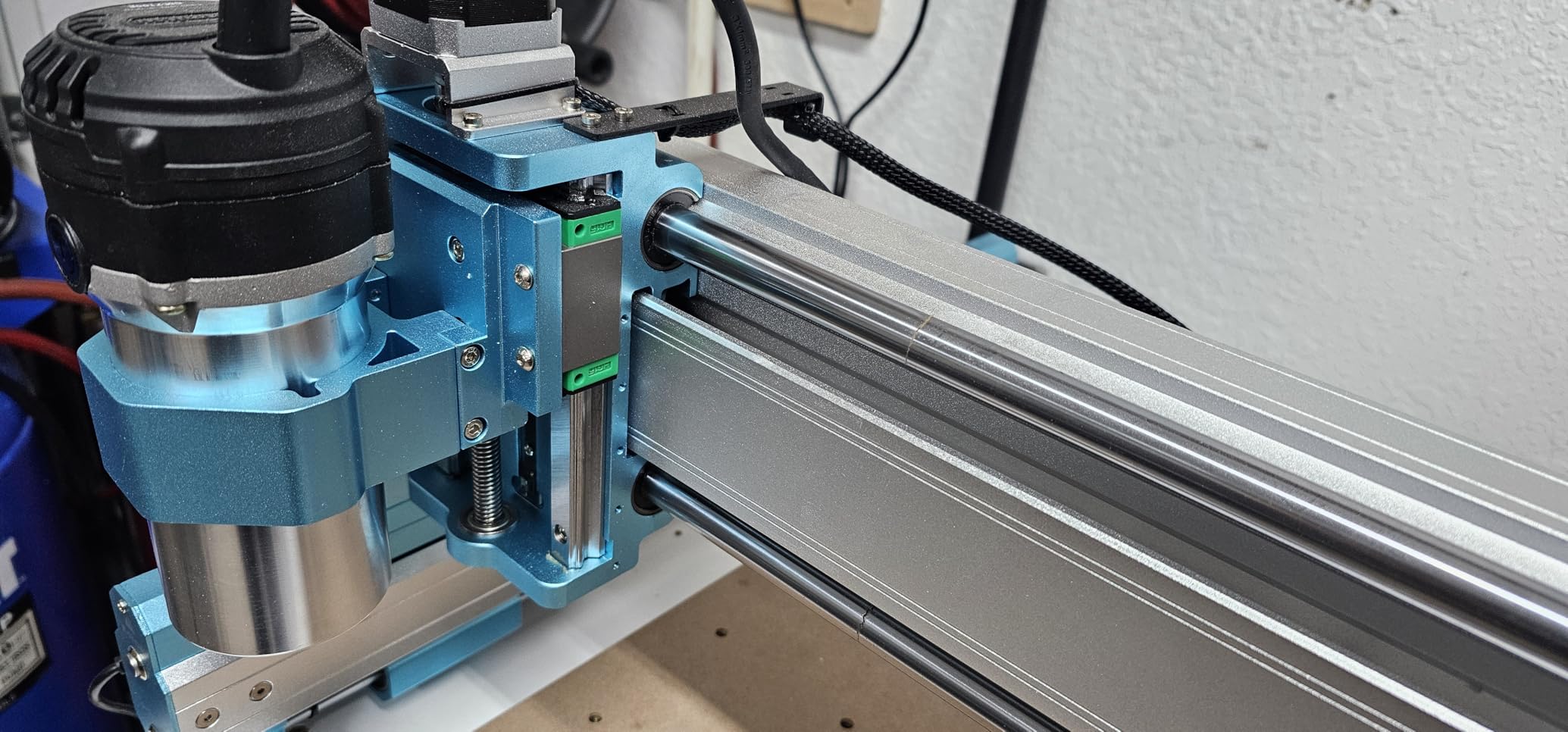 SainSmart Genmitsu 4040-PRO MAX CNC Router, 710W Trimmer & Linear Rail Driven, Work Area 410 x 405 x 77mm, for Wood Metal Acrylic Cutting Milling customer photo 1