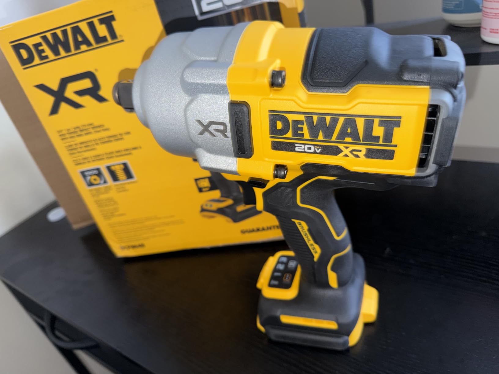 DEWALT 20V MAX XR 3/4 Inch Cordless Impact Wrench Brushless Impact Gun with Hog Ring Anvil, High Torque, Tool Only (DCF964B) customer photo 2