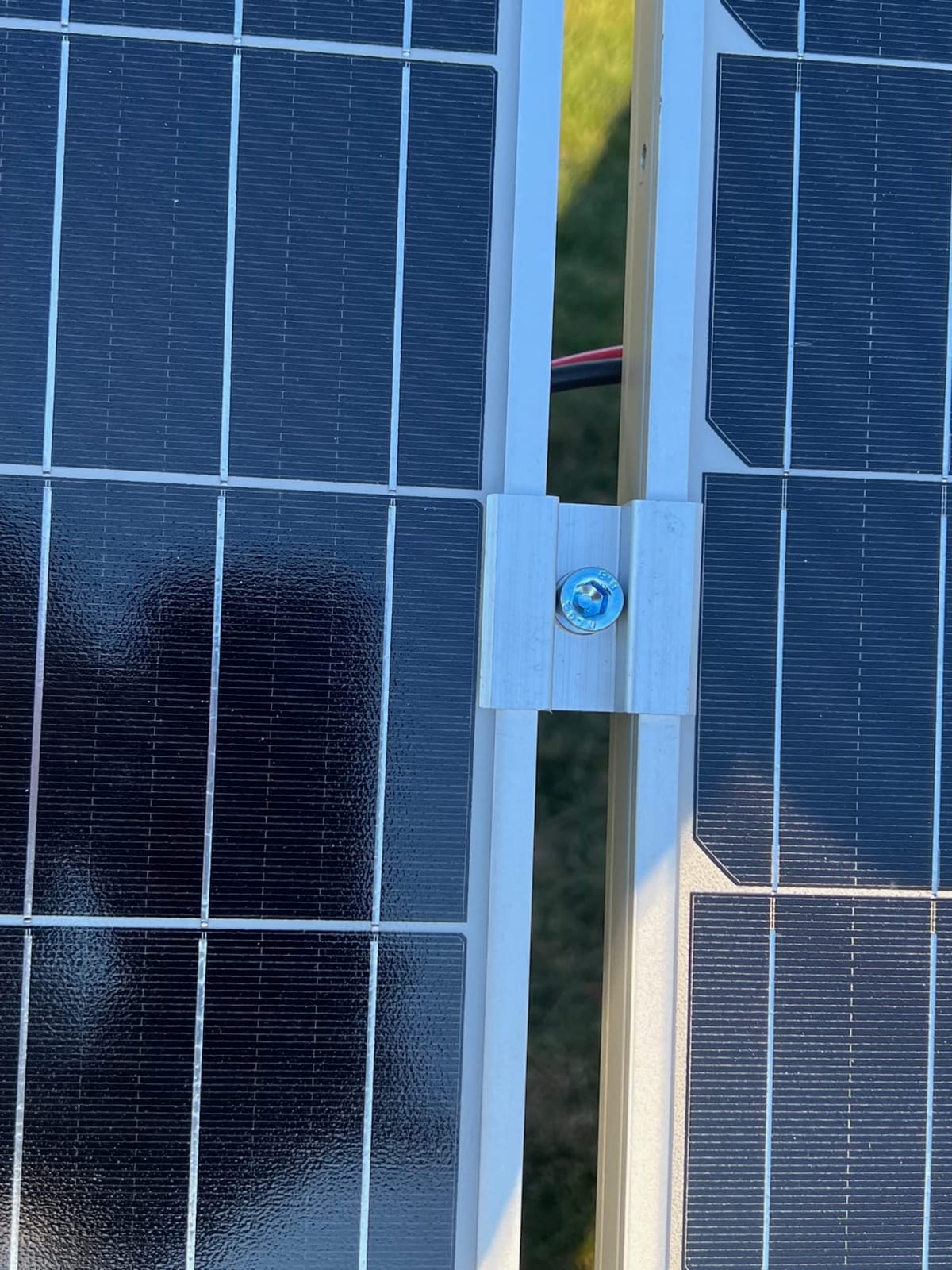 ECO-WORTHY Solar Ground Mount Adjustable Solar Panel Mounting Brackets System-2 Sets for 4pcs 200W/3pcs 300W/2pcs 400W Solar Panels Ideal for Large-Scale Installations, Sites and Farms Ground Mount customer photo 1