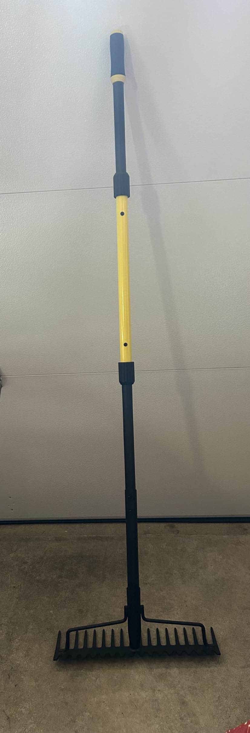 Bow Rake Heavy Duty, Long Handle Metal Rakes for Gravel, Rocks, Lawns Leaves, Soil Leveling, Landscaping, Garden Rake with 18 Steel Tines (59 Inches) customer photo 1