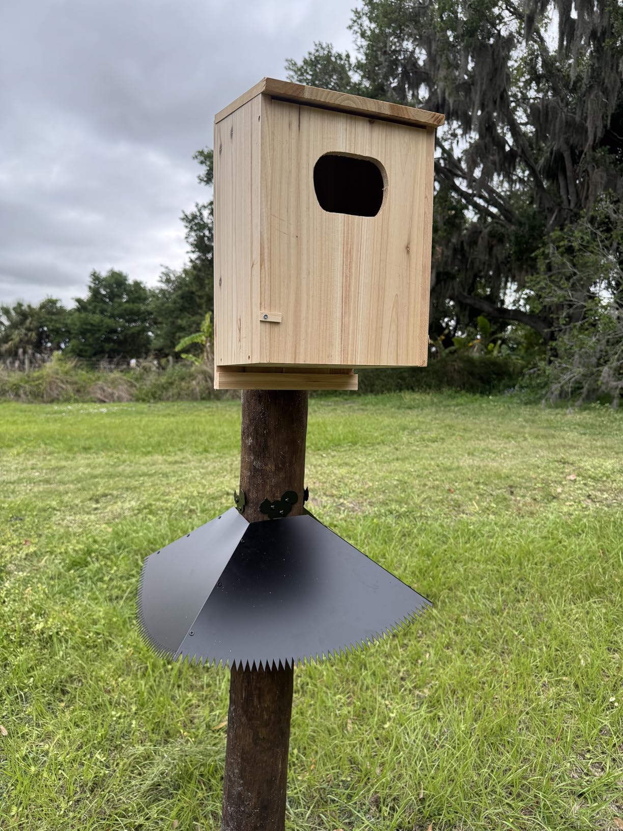 Duck House - Wood Duck Houses for Outside, Duck Nesting Box Outdoor Shelter for Pond, Wetland Ducks and Hooded Mergansers 17x10x10 Inches customer photo 2