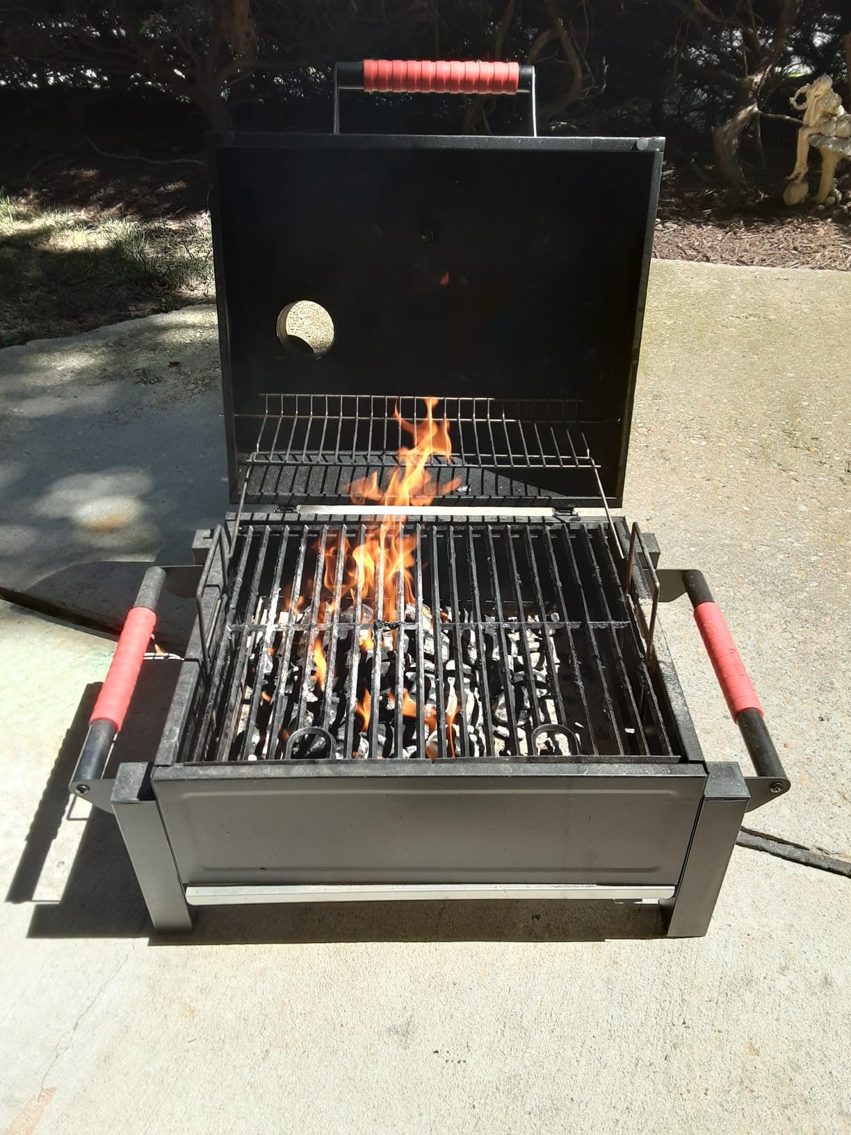 Feasto Heavy-Duty 30-Inch Charcoal Grill with Offset Smoker Grill | Side Table & 831 Sq. In Cooking Space, Outdoor BBQ Grill for Outdoor Barbecue in Backyard, Patio and Parties, Black customer photo 1