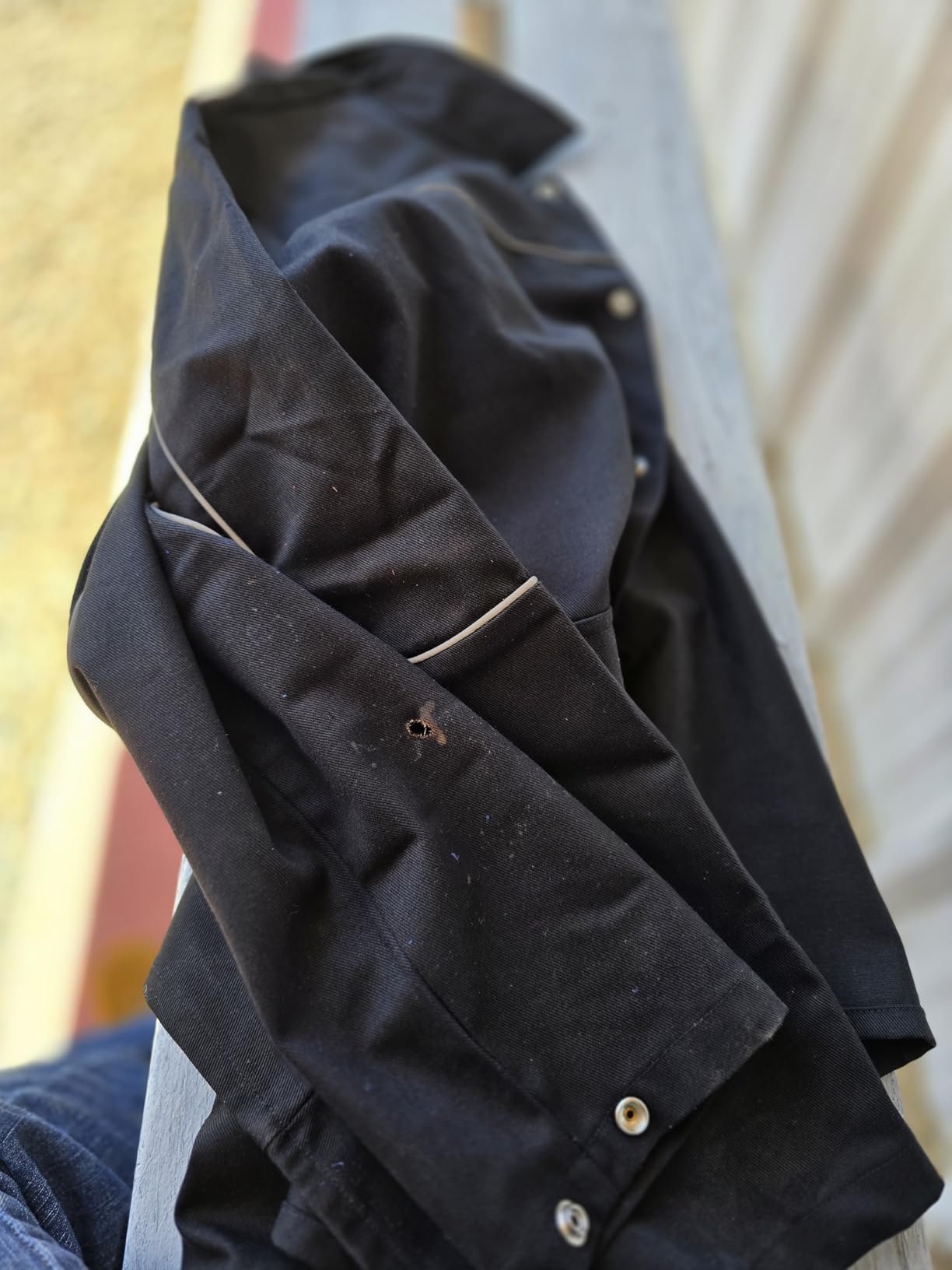 ARCCAPTAIN Welding Jacket, 11oz Flame Resistant Cotton Welding Jackets | NFPA2112 Certified / High-Vis Reflective Strips / Durable Snaps / 2-Level Cuffs / 4 Pockets & Pen Holder / Unisex customer photo 2