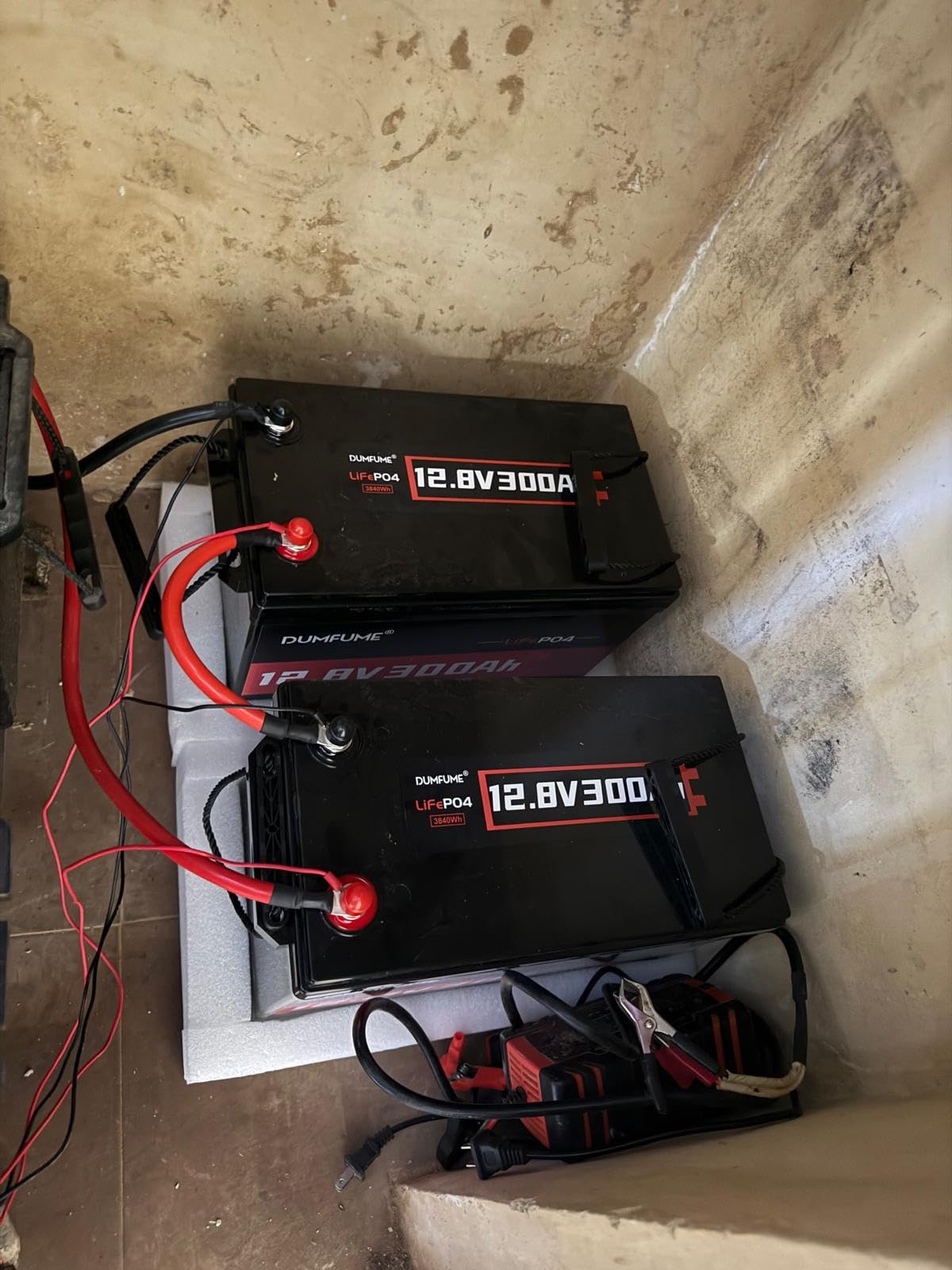 12V 600Ah LiFePO4 Lithium Battery with 200A BMS | IP65 Waterproof, 7680Wh Energy, Low Temp Cutoff, 15000+ Deep Cycles, for RV, Solar, Off Grid, Home Storage, Camping customer photo 2