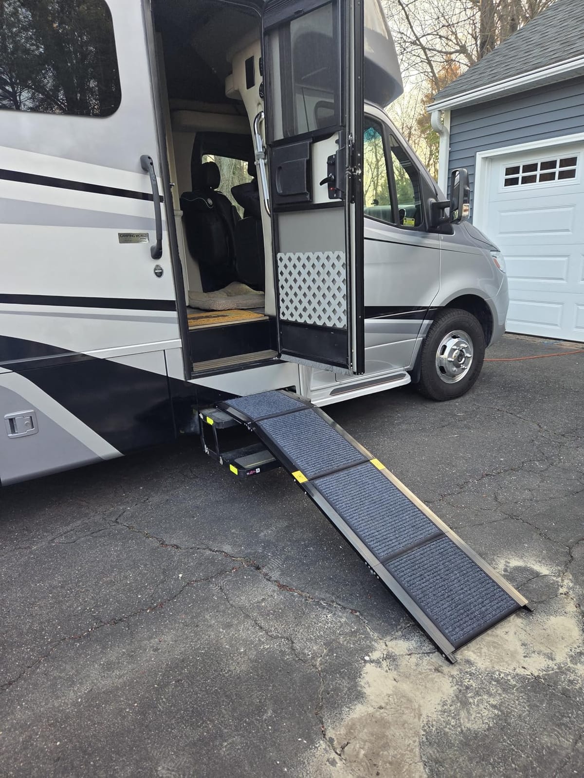 Upgraded Dog Ramp for Car 71