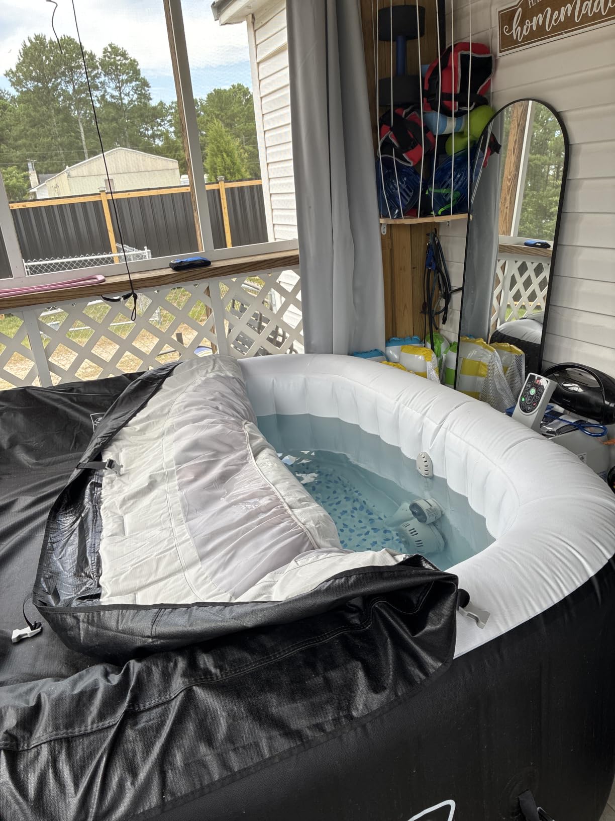 Coleman SaluSpa Hawaii Energy-Efficient 4-6 Person Inflatable Hot Tub customer photo 2