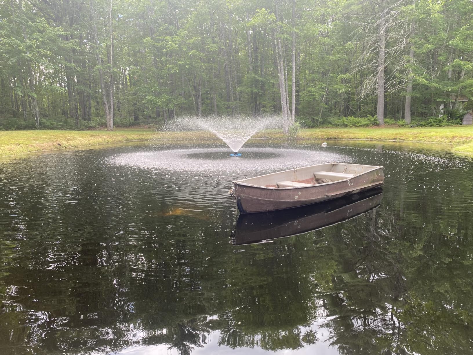 RELIY Pond Fountain Aerator, With 4 RGB Lights 1HP 110V 15000 GPH Stainless Steel Fountain Pump, Fully Automatic Powerful Lake Floating Fountain, 100 FT Power Cord, Programmable Timer Switch customer photo 2