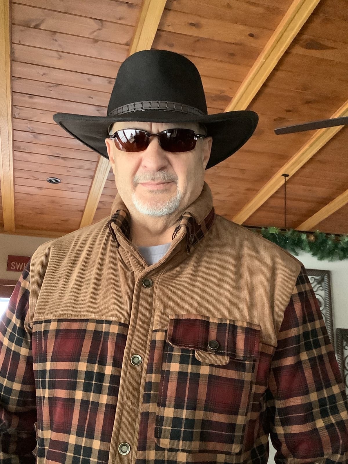 Stetson Men's Sturgis Pinchfront Crushable Wool Felt Hat customer photo 1