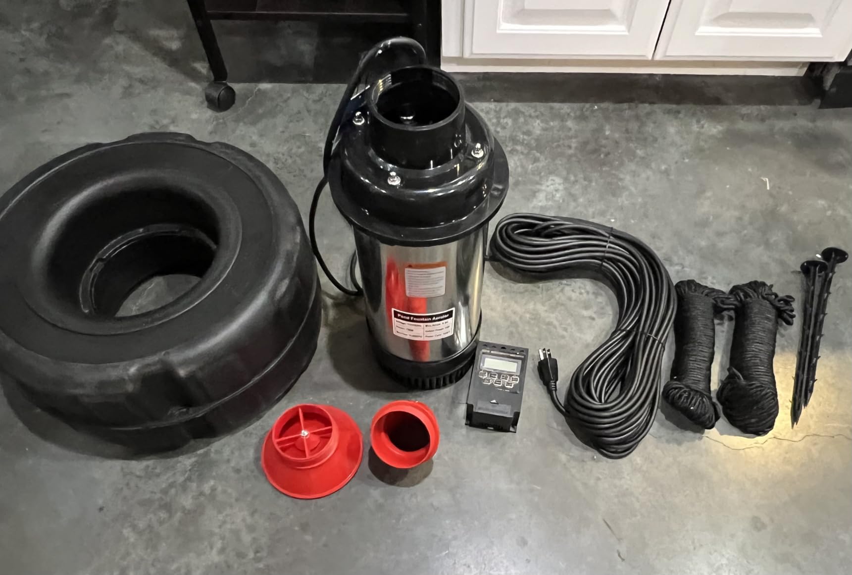 SYY Pond Fountain Aerator, 1HP 15000 GPH 110V Stainless Steel Floating Fountain Pump with Timer, 100FT Power Cord & 2x100FT Rope customer photo 2