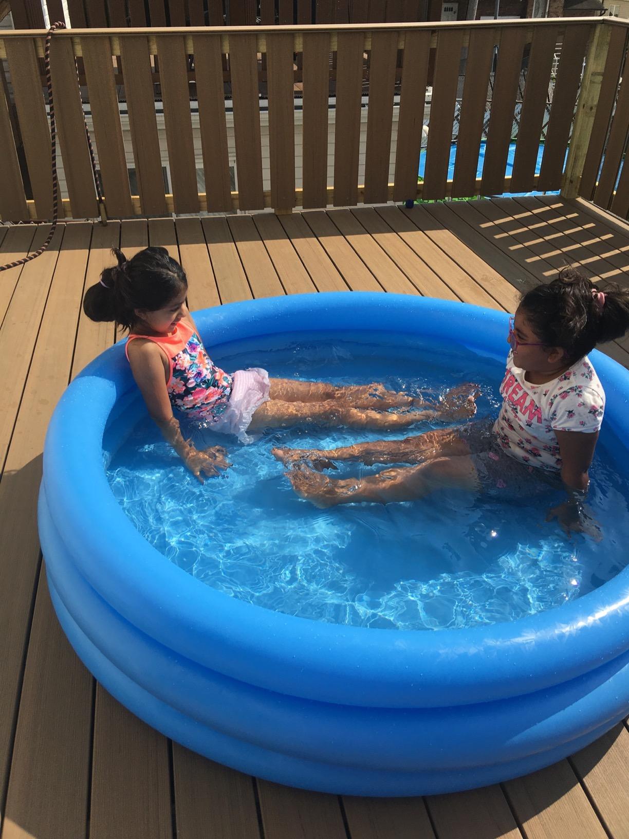 INTEX 58426EP Crystal Blue Inflatable Kiddie Pool, 58in x 13in, for Ages 2+ customer photo 2