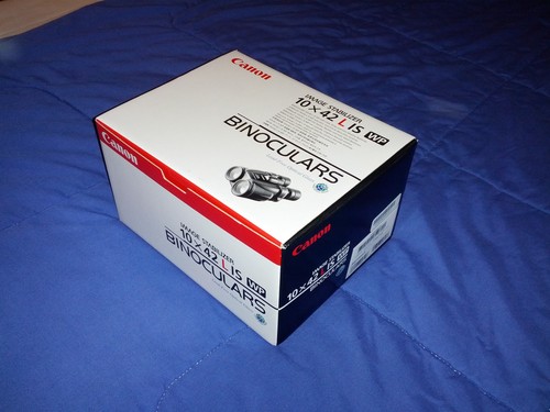 Canon 10x42 L is WP Image Stabilized Binoculars customer photo 1