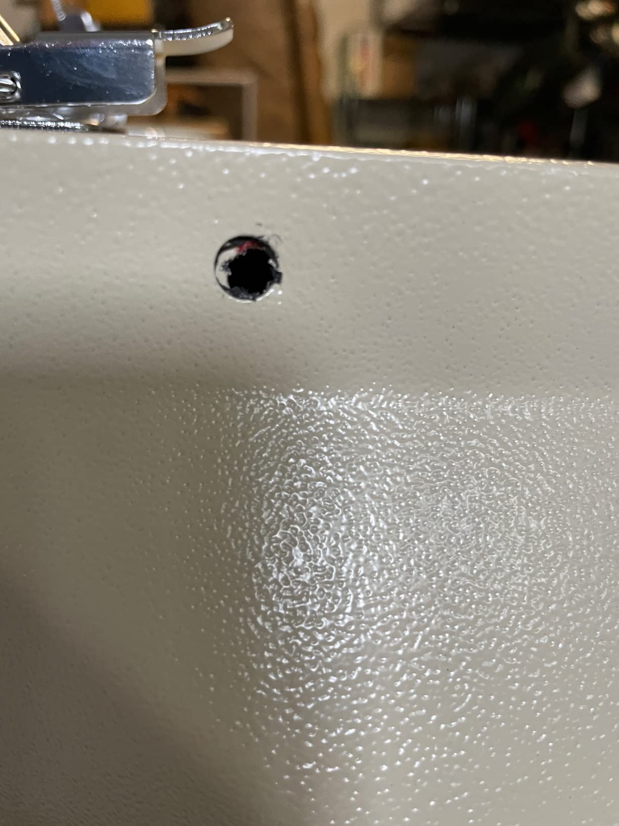 Shop Fox M1114 Benchtop Sandblaster customer photo 2