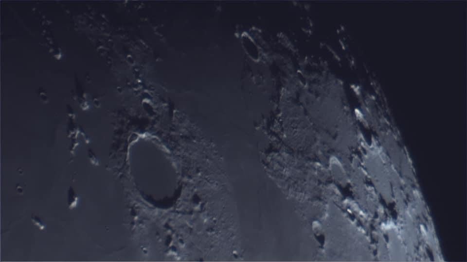 Celestron Luminos 2.5X Barlow Lens for 1.25