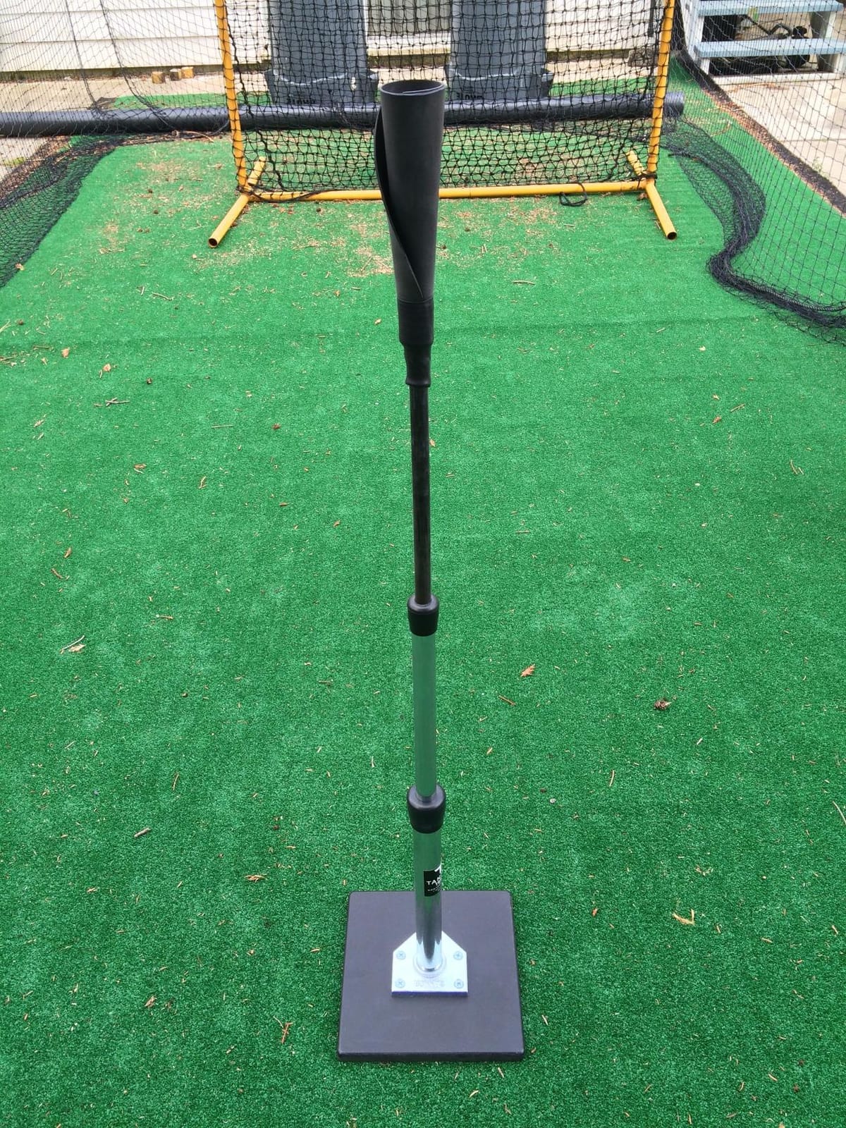 Tanner Tee The Original Batting Tee – Adjustable Pro Hitting Tee for Baseball & Softball, Steel Shaft, Composite Base, Hand-Rolled Rubber Top, 26