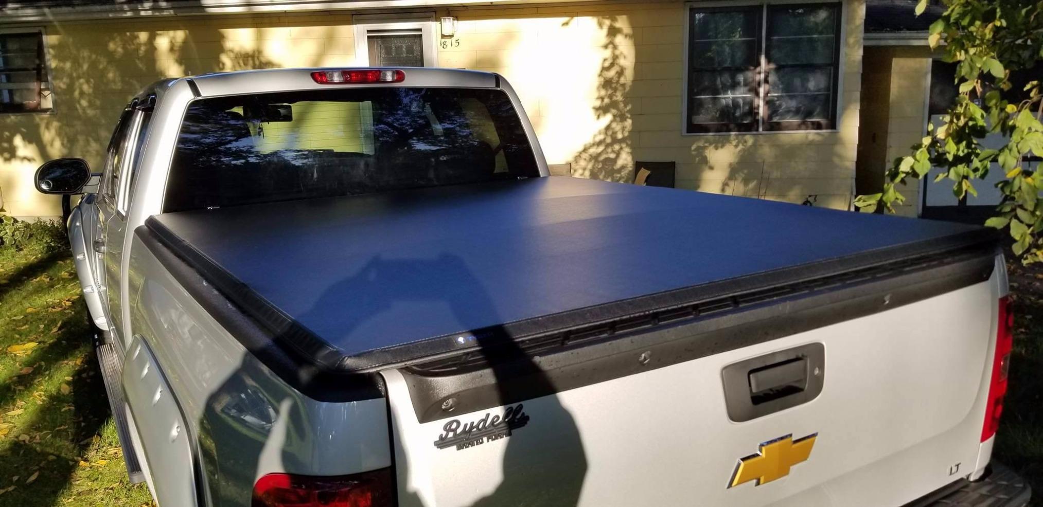 Tyger Auto T3 Soft Tri-Fold Truck Bed Tonneau Cover Compatible with 2014-2018 Chevy Silverado / GMC Sierra 1500; 2015-2019 2500HD 3500HD; 2019 LD/Limited Only | Fleetside 6'6