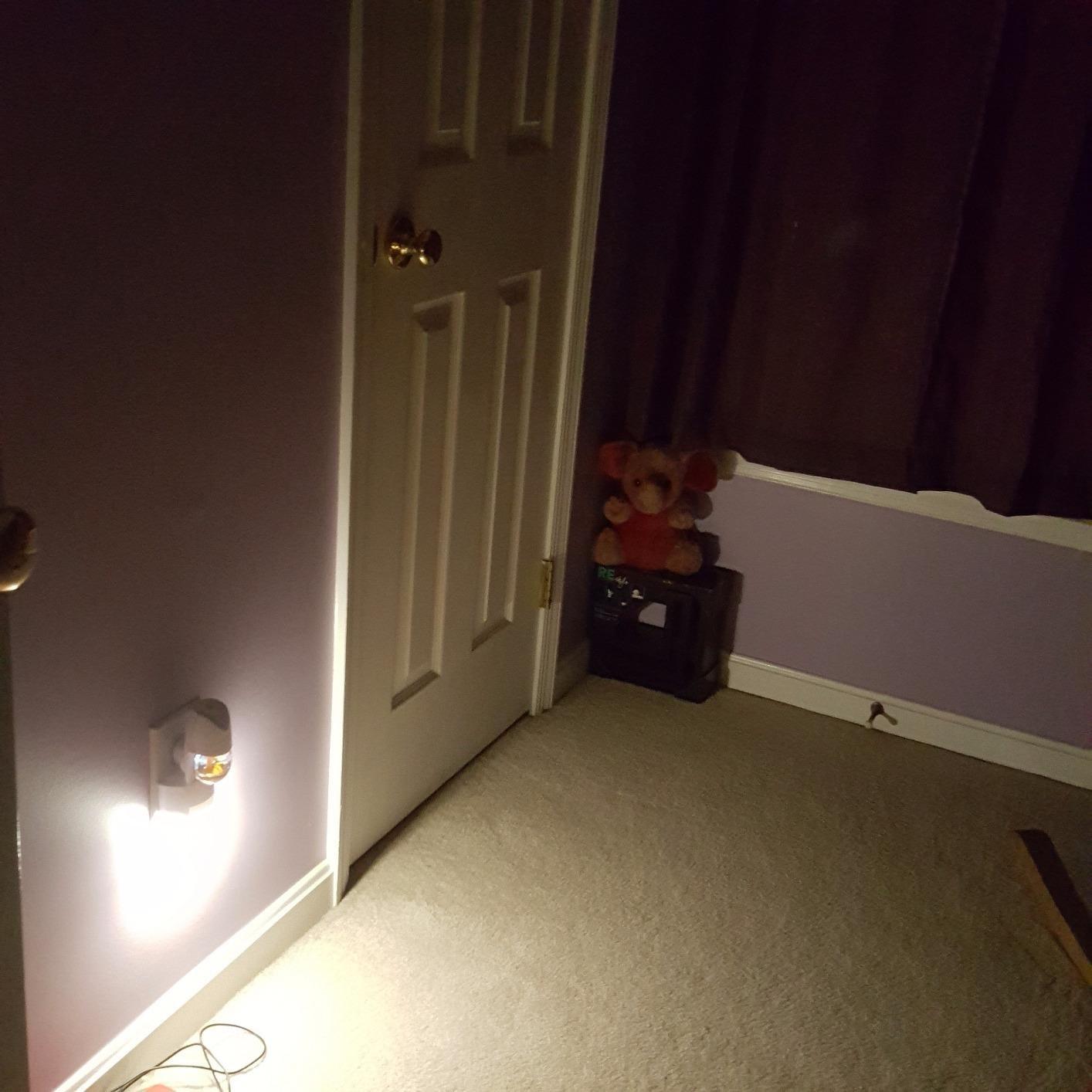 GE Ultra Brite Motion-Activated LED Light, 40 Lumens, Soft White, Night Light, Energy Efficient, Ideal for Hallway, Stairs, Kitchen, Garage, Utility Room, Laundry Room, White, 12201 customer photo 1