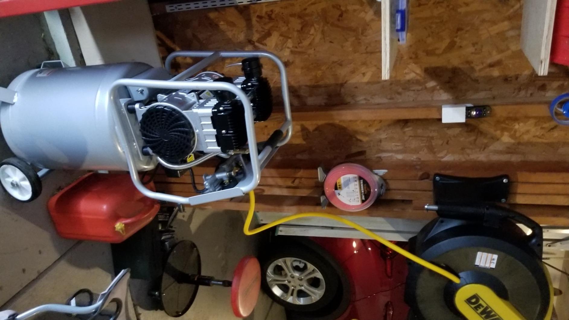 California Air Tools 10020C 2.0 HP Ultra Quiet and Oil-Free Air Compressor, 10 Gallon Steel Tank with Wheels, 70 dBA Noise Level customer photo 1