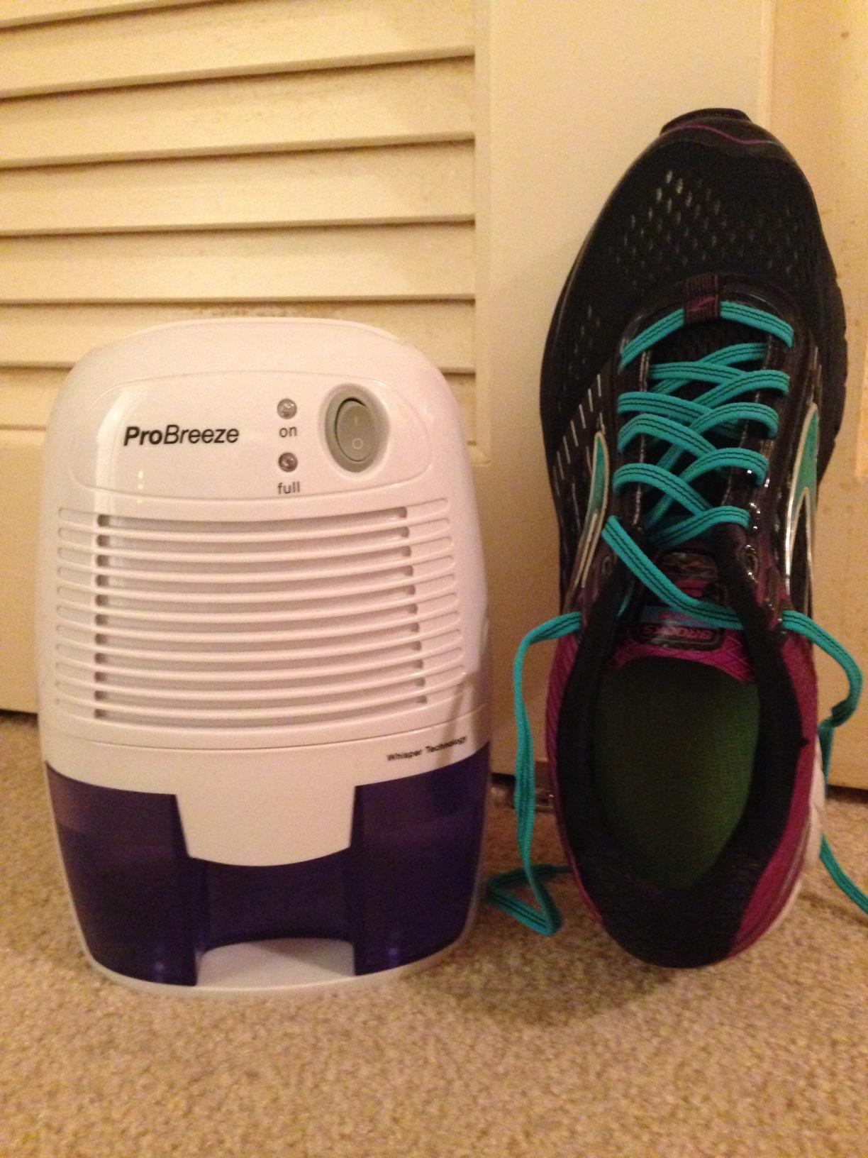 Pro Breeze Electric Mini Dehumidifier for Home (215 sq.ft) 17oz Capacity, Energy Efficient, No Noise, Compact and Portable for High Humidity in Kitchen, Bedroom, Bathroom, Basement, RV, Office, Garage customer photo 2