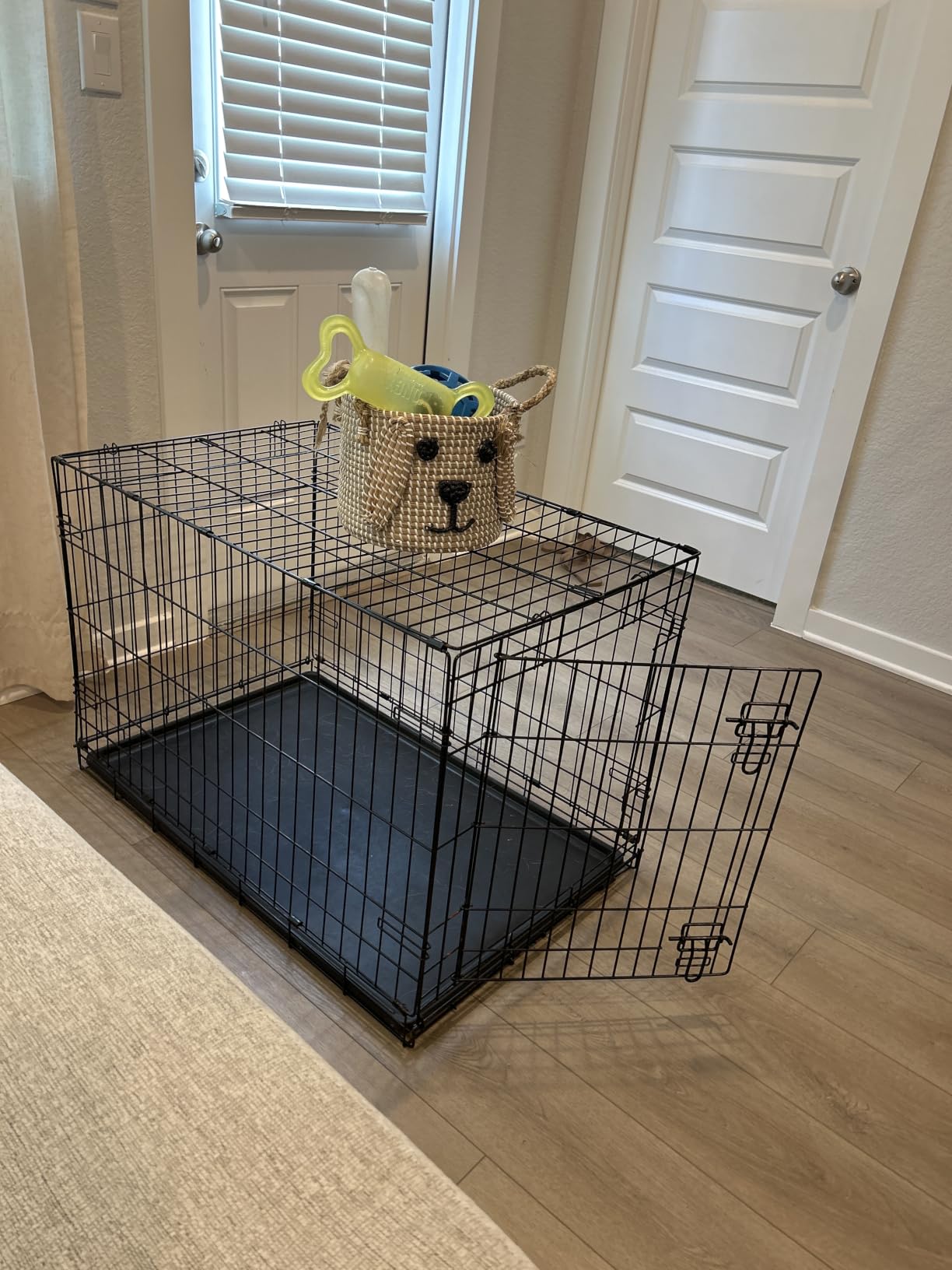 New World by Midwest 48-Inch Double Door Crate, XL Breeds, 90-110 lbs customer photo 1