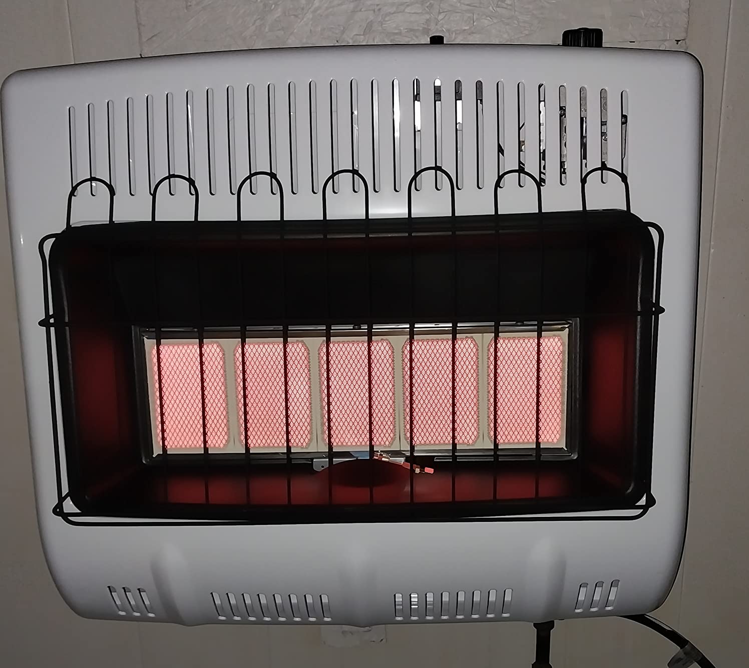 Mr. Heater 30,000 BTU Vent Free Radiant Propane Heater customer photo 1