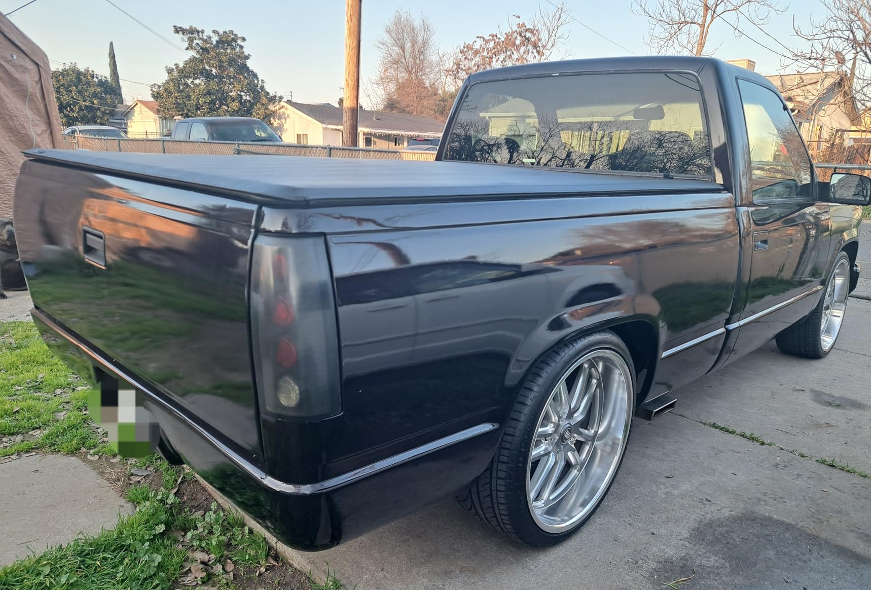 Tyger Auto T1 Soft Roll Up Truck Bed Tonneau Cover Compatible with 2014-2018 Chevy Silverado / GMC Sierra 1500; 2015-2019 2500 HD 3500 HD; 2019 LD/Limited Only | 6'6