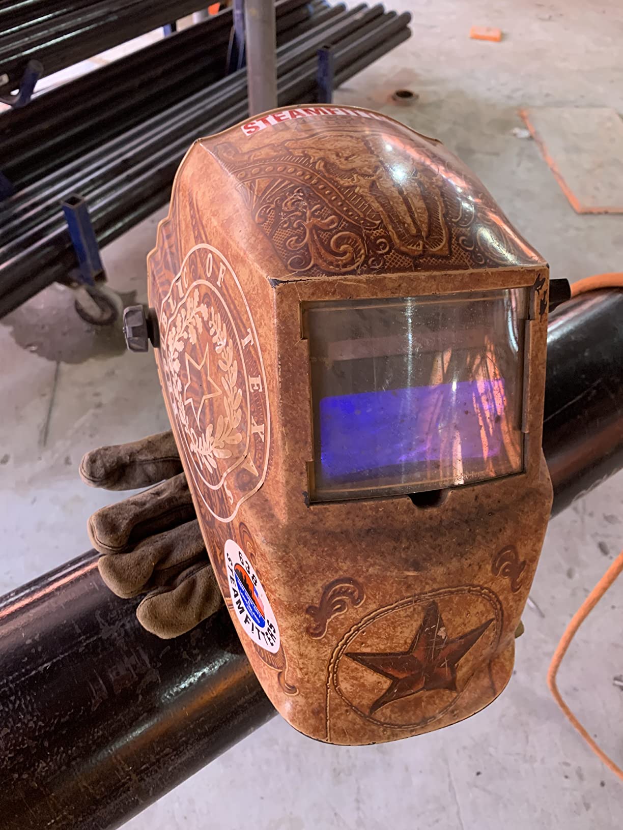 Lincoln Electric-K4134-1 Welding Helmet, Brown, Ratchet, Plastic customer photo 1