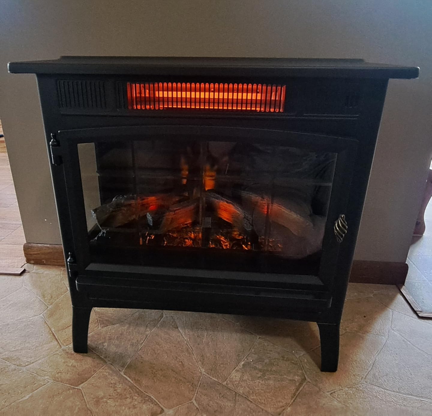 duraflame Freestanding Electric Fireplace Stove Heater with 3D Flame Effect for 1,000 Sq. Ft, Bronze customer photo 1