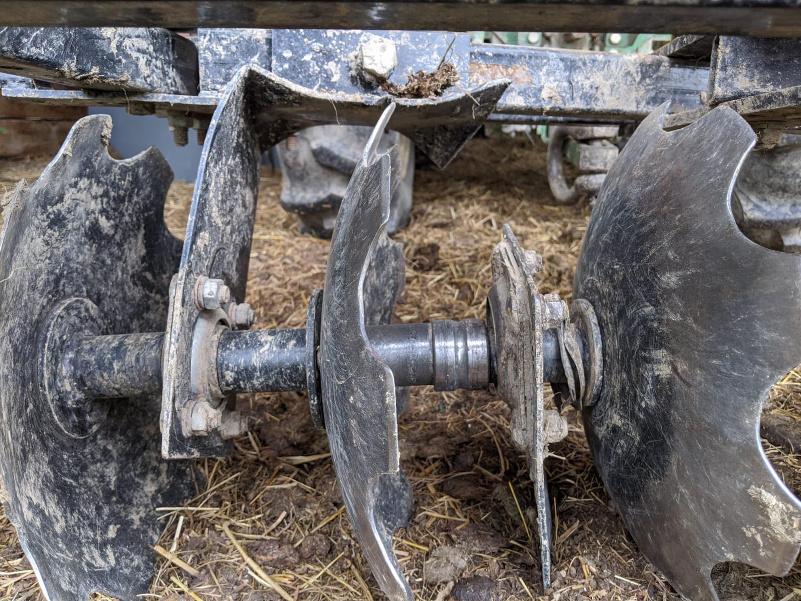 MotoAlliance Impact Implements® Three-Point CAT-0/CAT 1 Disc Plow Harrow customer photo 2