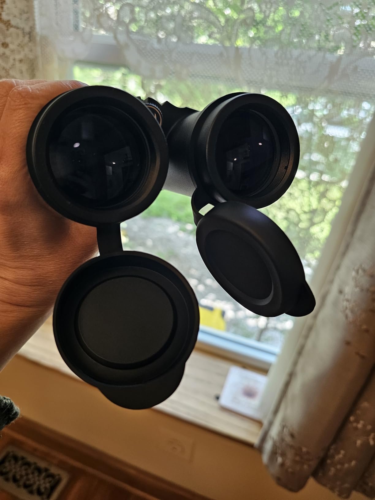 Gosky 10x42 Binoculars for Adults High Powered with Phone Adapter & Tripod customer photo 1